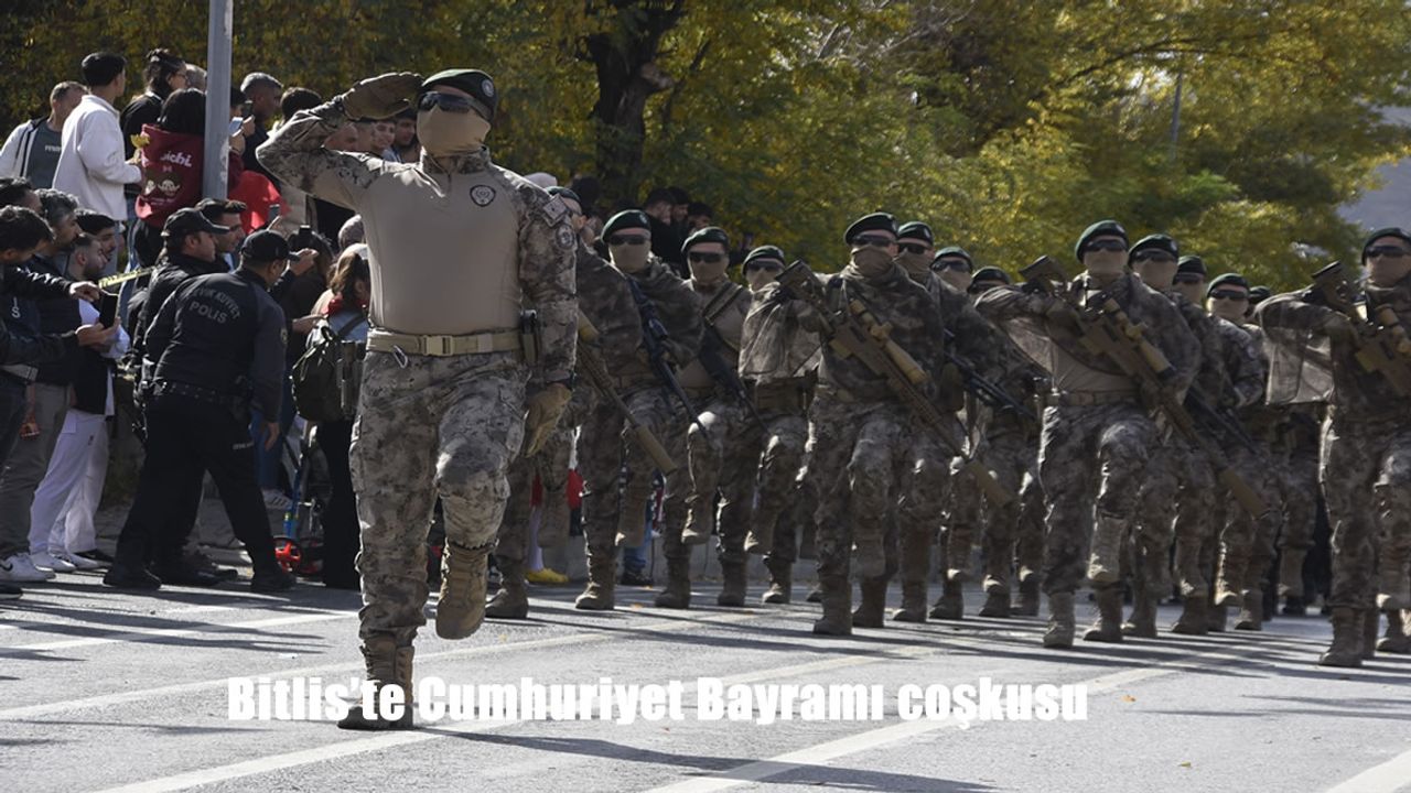 Bitlis'te Cumhuriyet Bayramı coşkusu