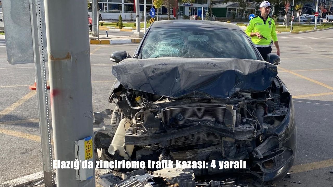 Elazığ'da zincirleme trafik kazası: 4 yaralı