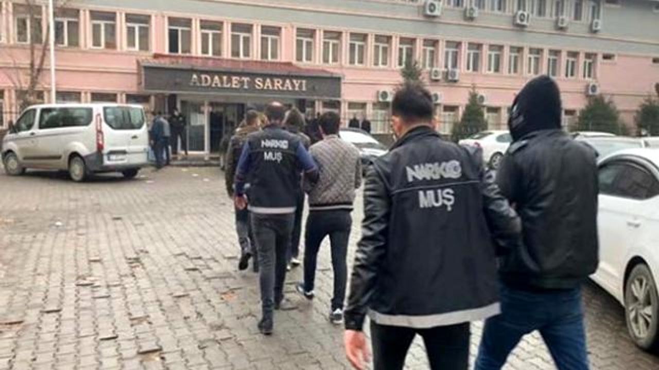 Narkotik ekiplerinden uyuşturucu operasyonu: 2 tutuklama