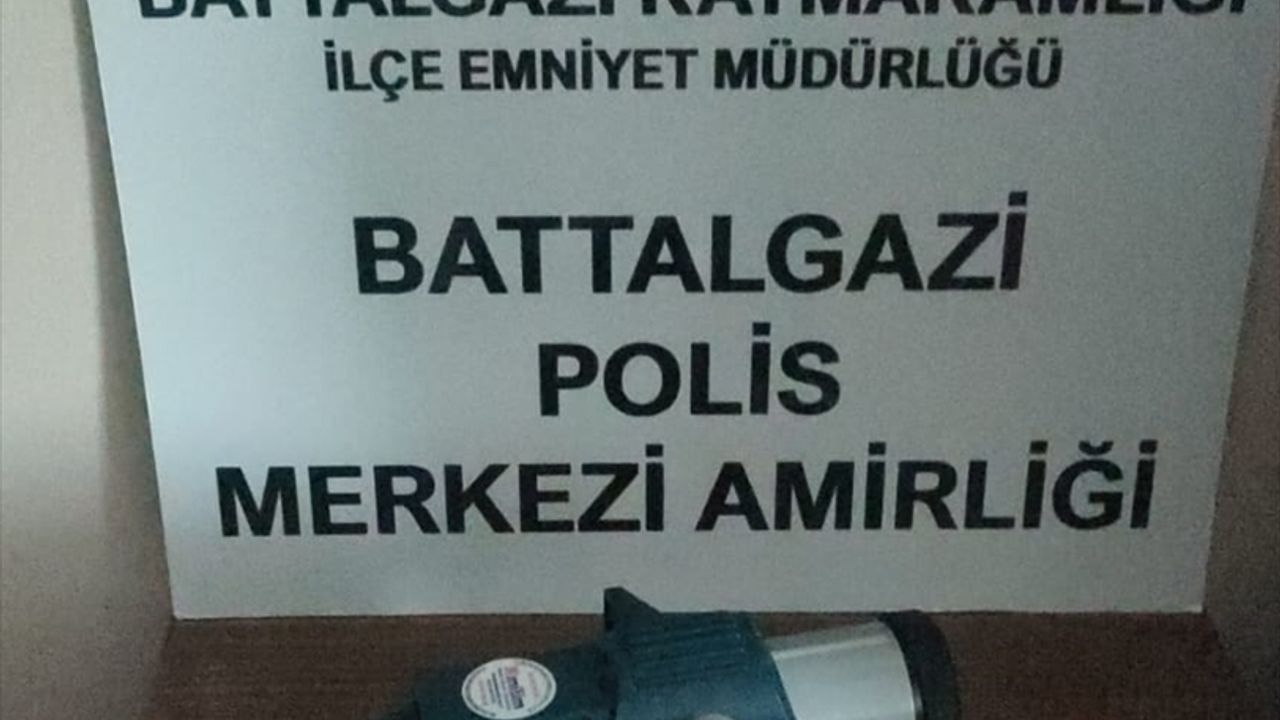 Malatya'da harita ölçüm cihazı ve inşaat malzemelerini çalan şüpheliler tutuklandı