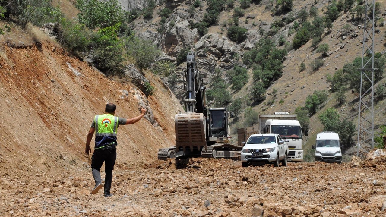 Terör nedeniyle boşaltılan köyler yeniden yerleşime açılacak