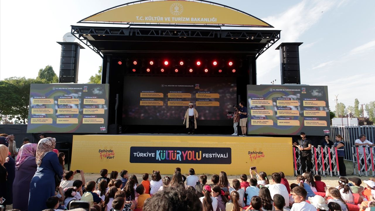 Van Kültür Yolu Festivali, beşinci gününde etkinliklerle devam etti