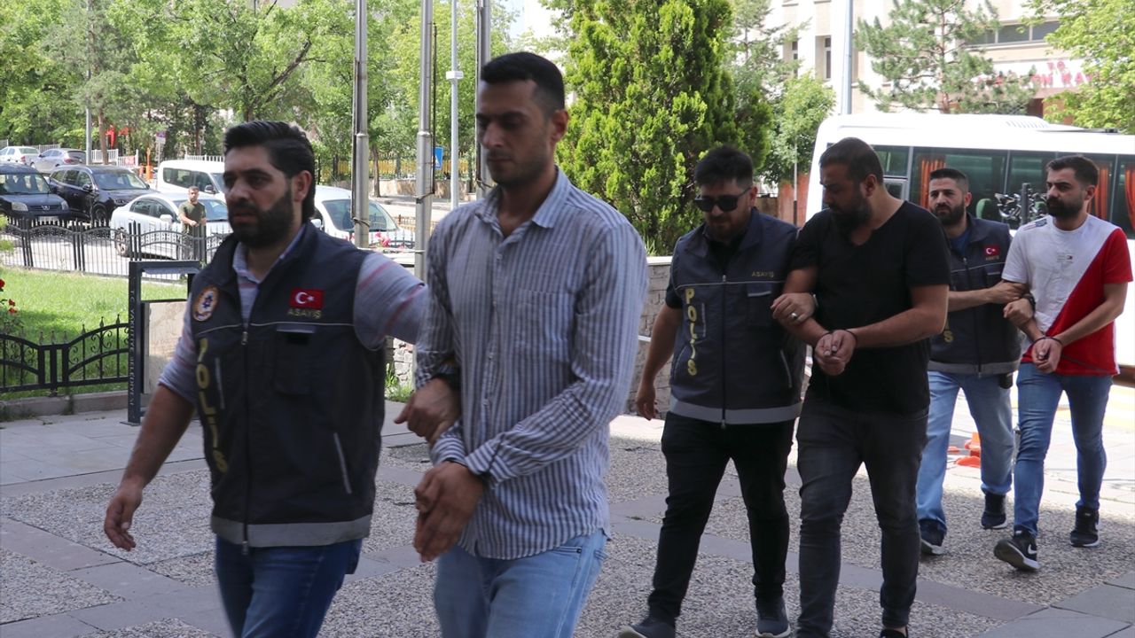 Erzurum merkezli dolandırıcılık operasyonunda 9 zanlı gözaltına alındı