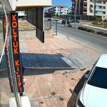 Her gün kaza olan bulvarda, esnaflar korkudan işyerlerinin önünde oturamıyor