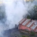Kağızman’da ahırda başlayan yangın 2 eve sıçradı