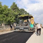 Aziziye’de gece-gündüz asfalt çalışması