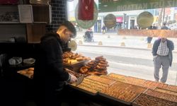Malatya’da bayram öncesi baklava ustalarının yoğun mesaisi başladı