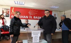 Ardahan'da CHP'de cumhurbaşkanı adaylık ön seçimi için oy kullanılıyor