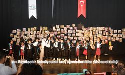 Van Büyükşehir Belediyesi Kreşlerinde Renkli Yılsonu Etkinliği: Minikler Mezuniyet Sevinci Yaşadı