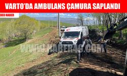 Muş’ta ambulans çamura saplandı: Sağlık ekipleri mahsur kaldı