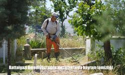 Bahar Mevsimi ve Bayram Öncesinde Mezarlıklar Yenileniyor