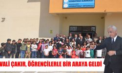Muş Valisi Çakır’dan öğrencilere kitap okuma ve başarı tavsiyeleri