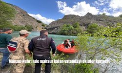 Munzur Nehri’nde yüzerken akıntıya kapıldı, kayalara tutunarak hayatta kaldı