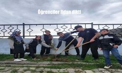 Posof’ta Öğrencilerden Doğaya Sevgi: Okul Bahçesine Fidan Dikimi