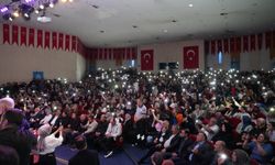 İbrahim Erkal Sevgisi Erzurum’da Salona Sığmadı!