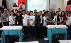 Van’da DENEYAP Türkiye Final Sergisi: Geleceğin Teknoloji Yıldızları Projelerini Tanıttı
