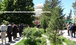 Van’ın Kalbindeki Tarihi Hazreti Ömer Camii Yıkım İçin Son Kez Cemaatiyle Buluştu