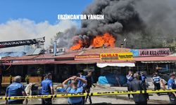 Tarihi Buğday Meydanı’ndaki Sıralı Dükkanların Çatısında Alevler Yükseldi