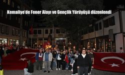 Kemaliye’de Gençlik Bayramı Işıklarla Kutlandı