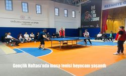 Refahiye Öğrenci Yurdu’nda Gençler Raketlerle Yeteneklerini Konuşturdu