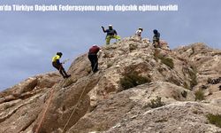 Van'da dağcılıkta yeni dönem: TDF onaylı eğitimle sporcular zirveye hazırlandı