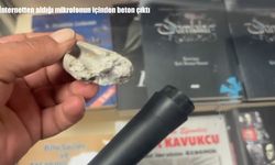 İnternetten aldığı mikrofonun içinden beton çıktı