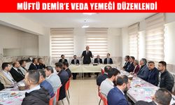 Muş Valisi Çakır’dan Zonguldak’a atanan müftü Demir’e başarı belgesi