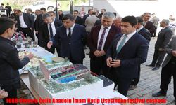Hakkâri'de Öğrencilerin Yıldızlaştığı İlk Festival