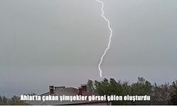 Ahlat semalarında çakan şimşekler görsel şölene dönüştü