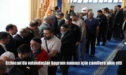 Erzincan’da Bayram Sabahı Cami Avlularında Duygu Dolu Anlar Yaşandı