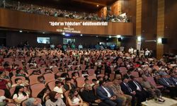 Iğdır’ın Yıldızları: Başarılarıyla Göz Kamaştıran Öğrenciler Ödüllerini Aldı