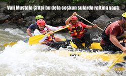 Erzurum Valisi Mustafa Çiftçi Bu Kez Tortum Çayı’nda Rafting Heyecanı Yaşadı