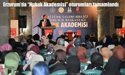 Erzurum’da Hukuk Akademisi sona erdi: Gençlerle hukukun geleceği konuşuldu