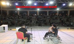 Elazığ’da gezici tiyatro şenliği renkli görüntülere sahne oldu