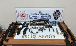Van’da Suçlulara Geçit Yok: 94 Kişi Tutuklandı, Cephanelik Gibi Silahlar Ele Geçirildi