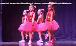 Mersin’de Minik Dansçılardan Yıl Sonu Gösterisi! Sahnedeki Performanslarıyla İzleyenleri Büyülediler