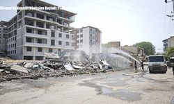 Adilcevaz’da Kentsel Dönüşüm Başladı: 11 Dükkan ve 2 Daire Yıkıldı