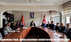 Susuz Kaymakamı Muhammed Emin Tutal, Eğitim Kurumları Müdürleriyle Toplantı Yaptı
