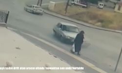 Yaşlı kadın drift atan aracın altında kalmaktan son anda kurtuldu