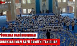 TÜGVA yaz okulu öğrencileri İmam Şafii Camisi'ni gezdi
