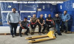 Erzurum’a Hollanda’dan getirilen uluslararası standartlardaki buz pisti minderleri teslim edildi