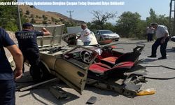 Malatya’da Korkunç Kaza: Aydınlatma Direğine Çarpan Tofaş Otomobil İkiye Bölündü!