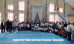 Çaldıran’da Öğrenciler Hadis Ezberinde Yarıştı