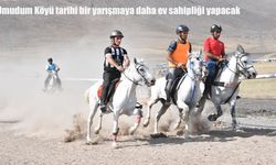 Umudum Köyü’nde Geleneksel Rahvan At Yarışları heyecanı