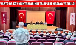 Varto Kaymakamı Işık, köy muhtarlarının taleplerini dinledi