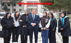 Erzincan Valisi Aydoğdu: "Gençler bu şehrin gözü kulağı. Şehri gençlerle beraber yönetiyoruz"