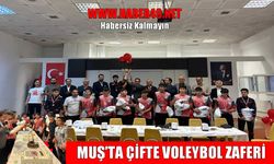 Muş'ta gurur ve coşku bir arada: Çifte voleybol şampiyonluğu kutlandı