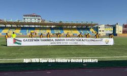 Filistin’e Destek Pankartı Tribünlerden Büyük Alkış Aldı