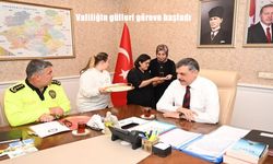 Down Sendromlu Çağla ve Elif, valilik makamında göreve başladı