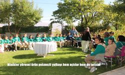 Minikler yöresel ürün pekmezli yufkayı hem açtılar hem de tattılar